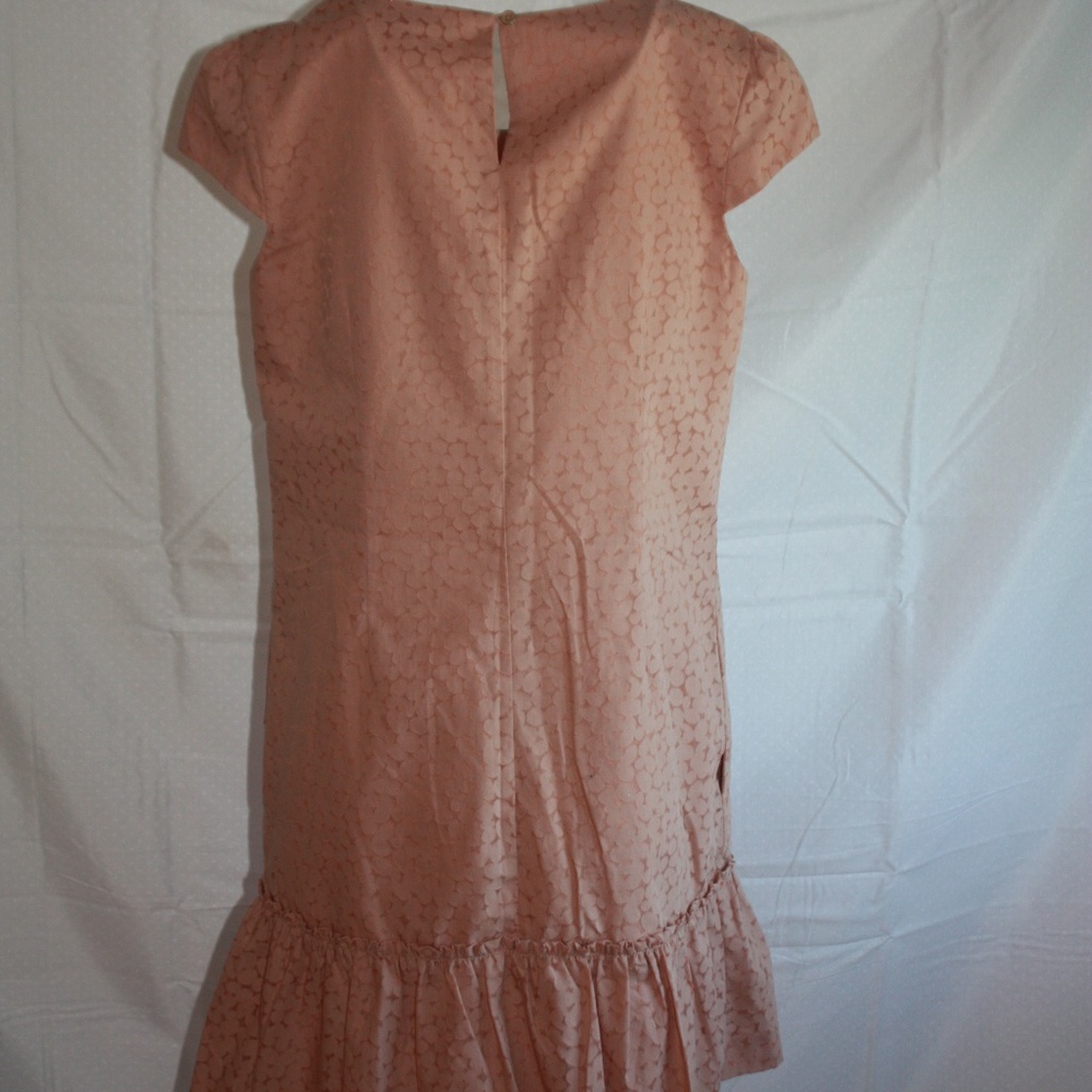 GAP Ruffle Hem Shift Dress - Picture 2 of 4